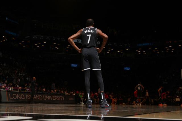 首发替补各一台进球机器!杜库合砍60分助篮网取胜